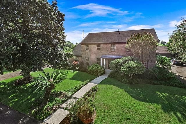 1st image of 3633 Red Oak Ct