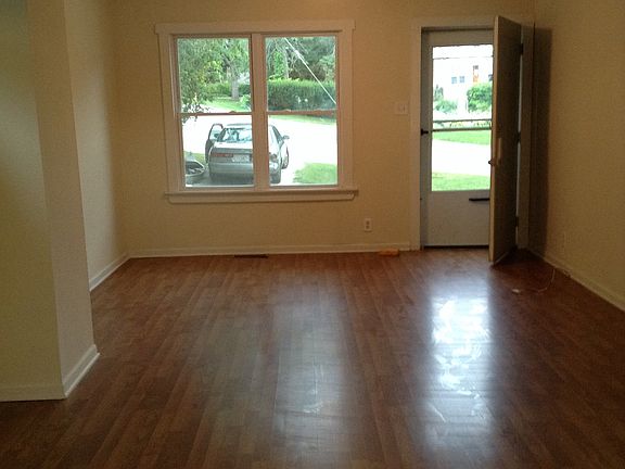 5th image of 23396 W South Lakewood Ln