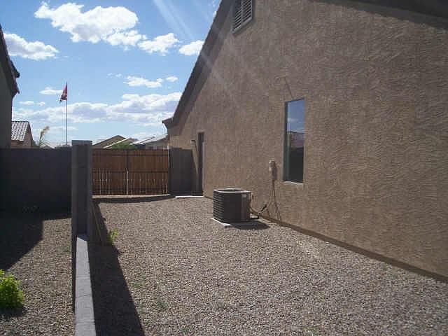 2nd image of 1117 N COTA Lane