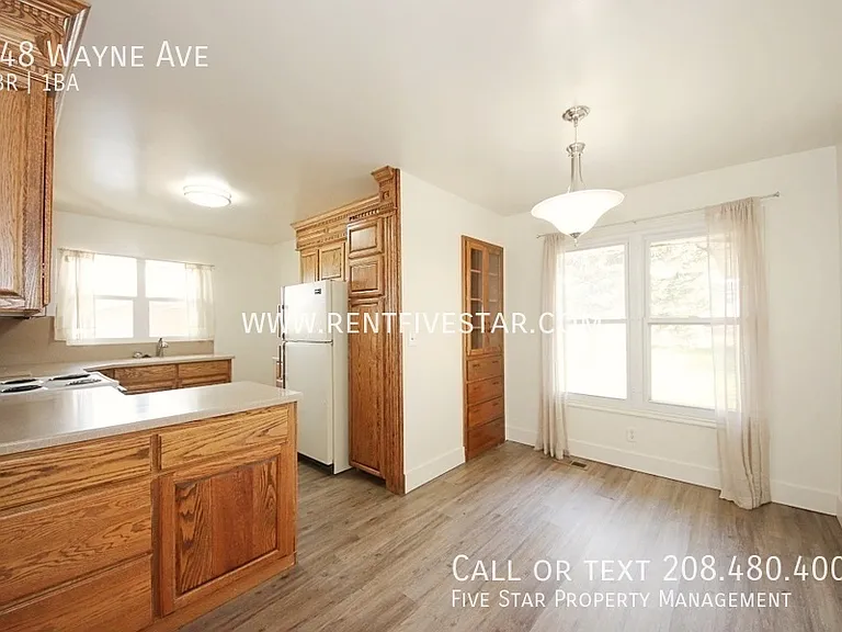 848 Wayne Ave — Photo 4