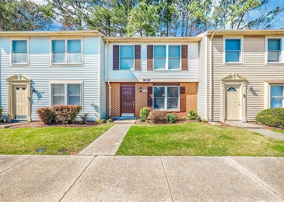 1st image of 388 Jury Ln Unit C