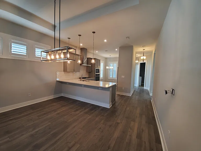 48 Lafayette Rd — Photo 19