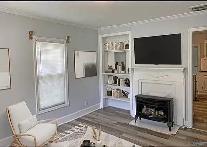 505 McCullough Ave NE — Photo 4