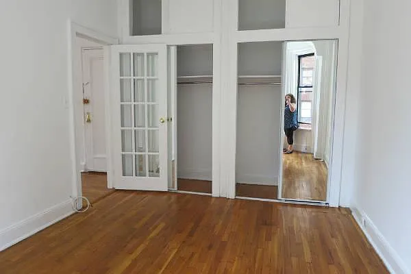 Rented by Manhattan Best Realty, Inc. | media 18