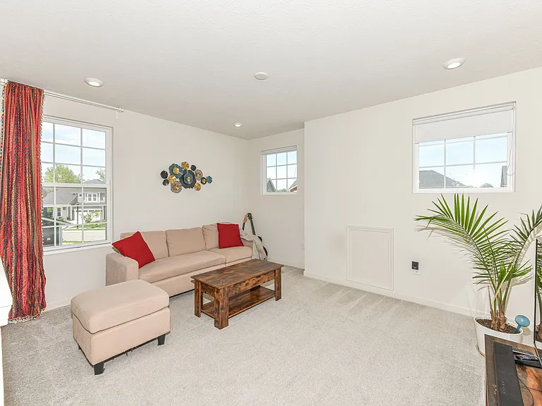 6907 Seattle Slew Dr — Photo 21