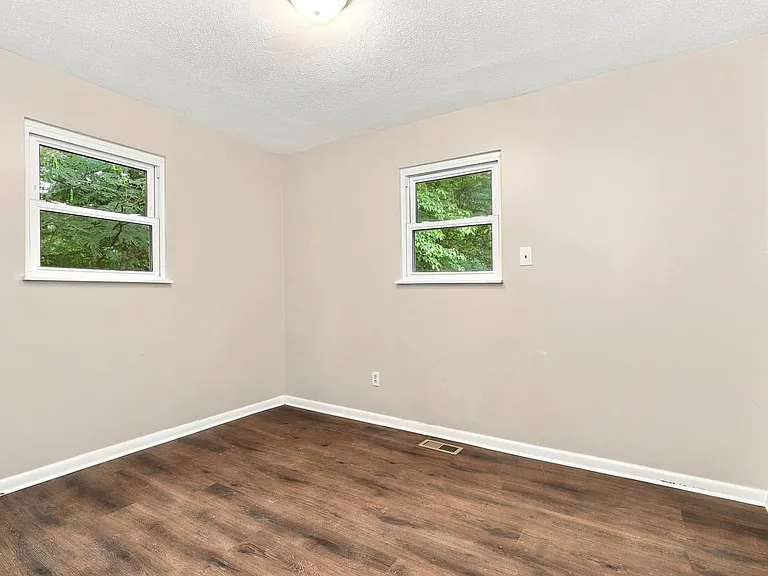 8611 Belews Creek Rd — Photo 8