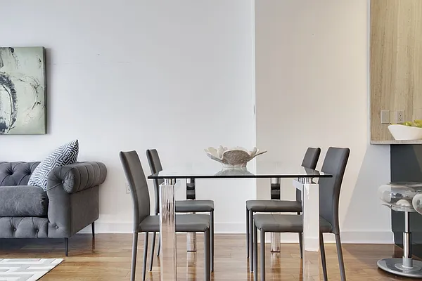 Rented by Compass | media 51