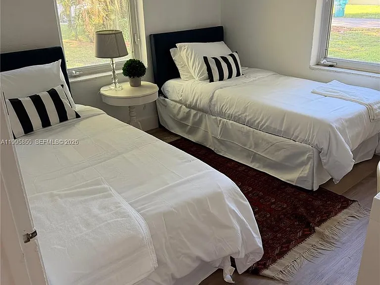 11201 NE 10th Ave #11201 — Photo 5
