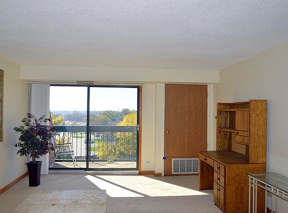 2nd image of 1840 Huntington Blvd #Bw609