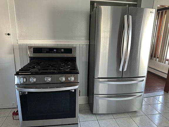 4th image of 36 Temple St