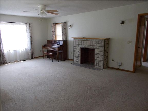 3rd image of 308 S 18th St