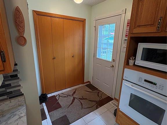 5th image of 206 March AVENUE E
