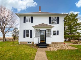 1111 Simons Rd, Oswego, IL 60543