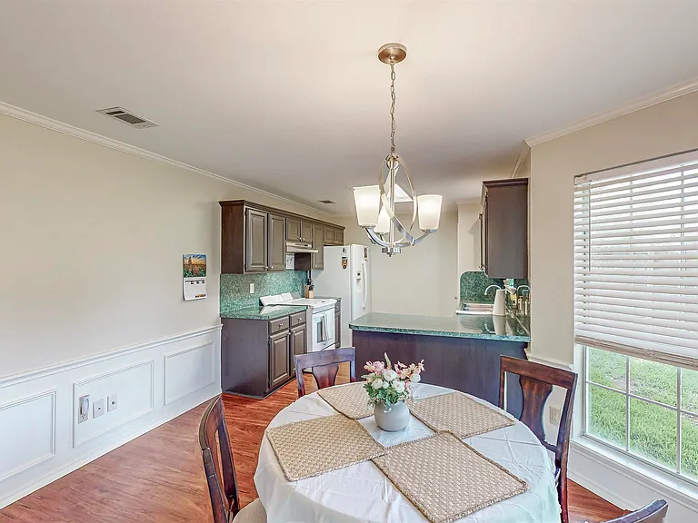 103 Clearview Dr — Photo 4