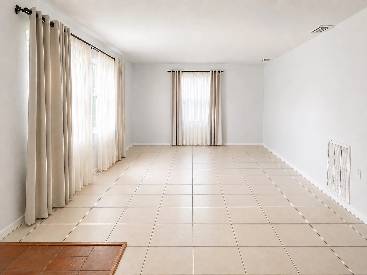 2 bed, 1027 sqft, $1,500 — Photo 3