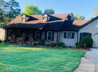 2824 Dellinger Dr, Marietta, GA 30062