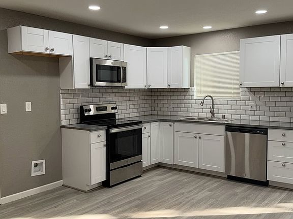 3rd image of 1329 W 7th St