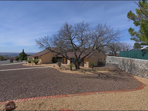 3rd image of 437 Hollydale Dr