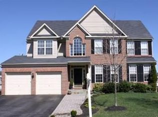 8005 Garden Gate Ct, Ellicott City, MD 21043