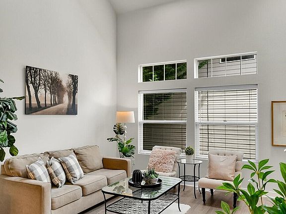 5th image of 25052 SE 43rd Way