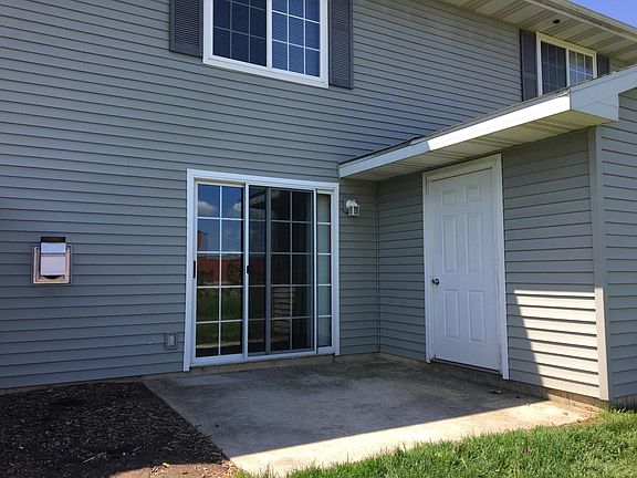 3rd image of 5414 Rivertown Cir SW