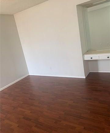 5th image of 435 S Hudson Ave APT 6