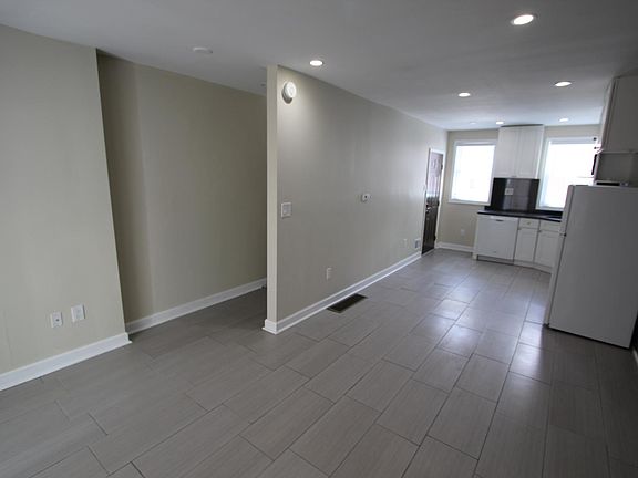5th image of 2427 Madison Sq Floor 1