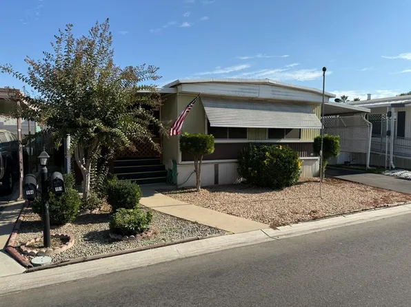 221 W Herndon Ave Spc 193, Pinedale, CA 93650