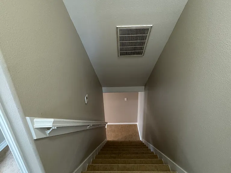 303 E John Alber Rd #B — Photo 8