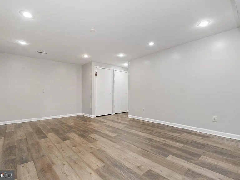 54 Hamlet Dr — Photo 21