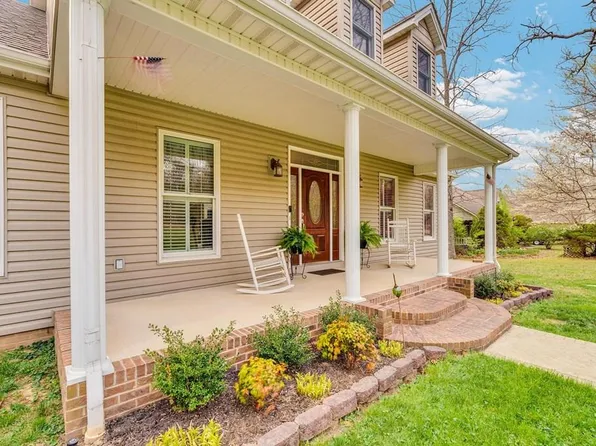 9019 Cherokee Trl, Crossville, TN 38572