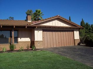 943 Palomino Rd, Fallbrook, CA 92028