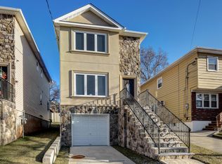 297 Jewett Ave, Staten Island, NY 10302