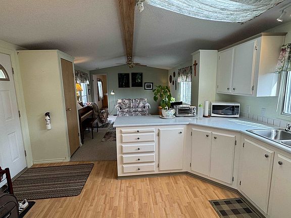 2nd image of 4116 Browning Rd #35