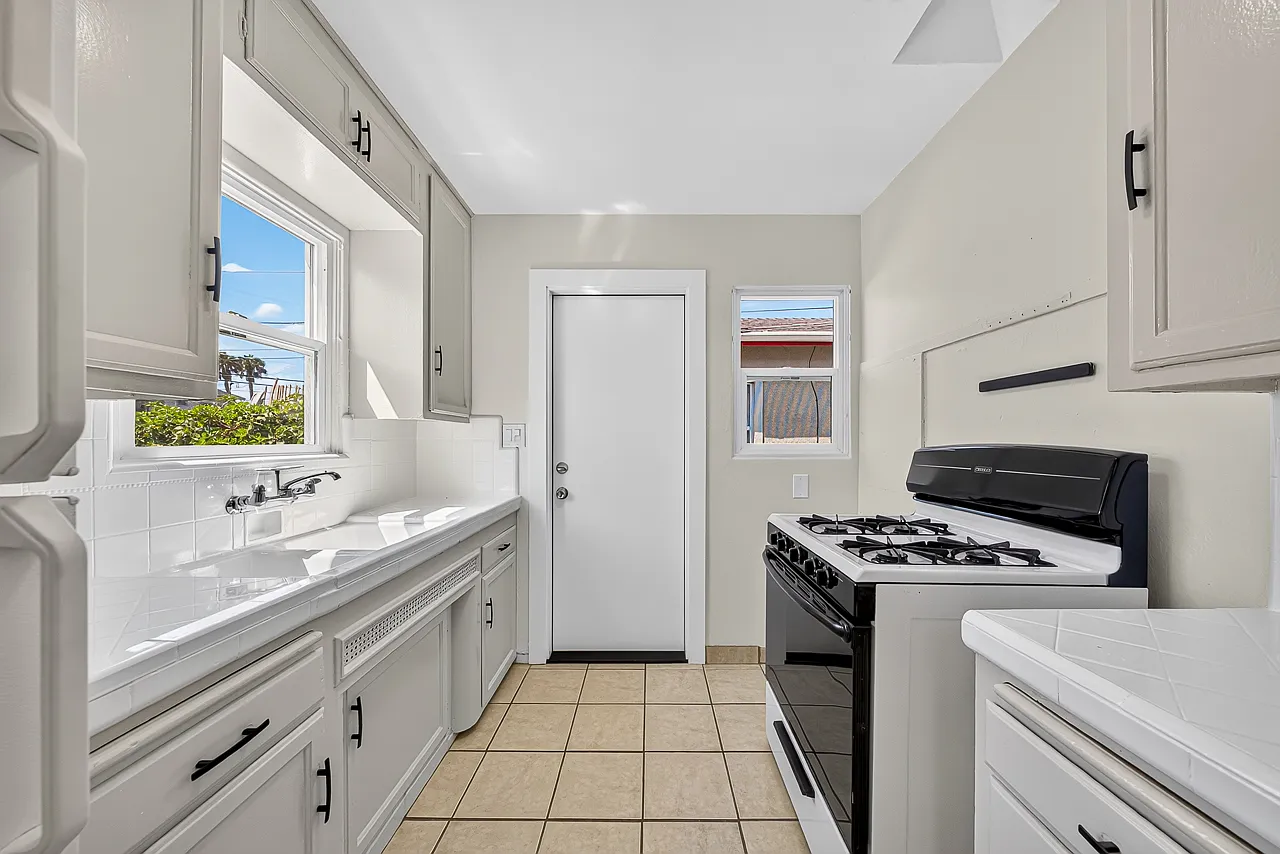3628 Highland Avenue - 1 — Photo 1