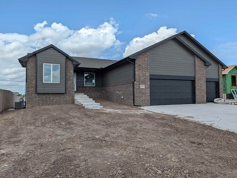 1st image of 230 Summer Ct