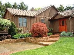 1623 S Nickelplate St, Louisville, OH 44641