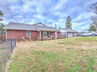 119 Chief Ln, Bean Station, TN 37708