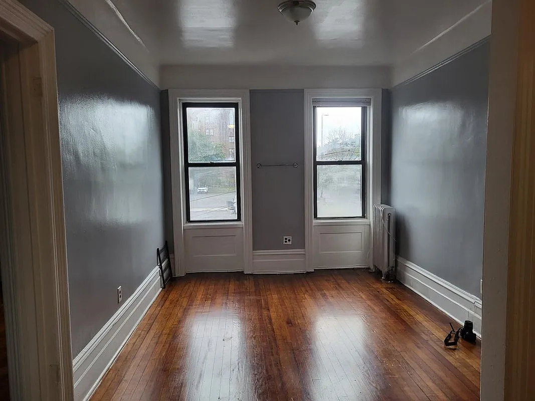 2 bed, 1.0 bath, 1000 sqft, $2,300 — Photo 2