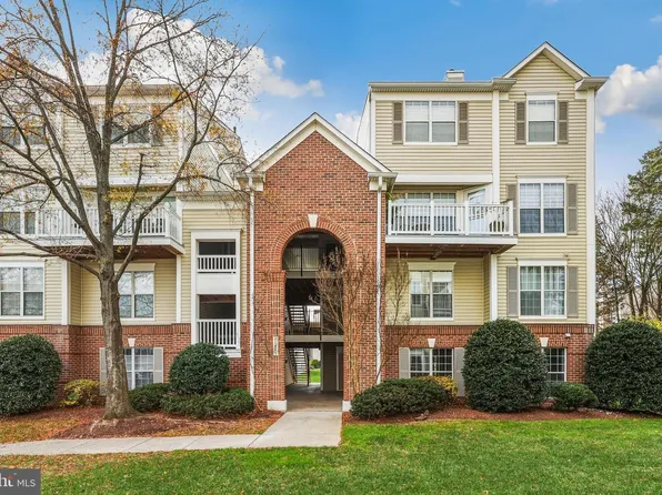 21845 Baldwin Sq Unit 101, Sterling, VA 20164