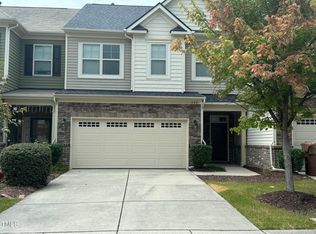 526 Whitworth Ln, Morrisville, NC 27560