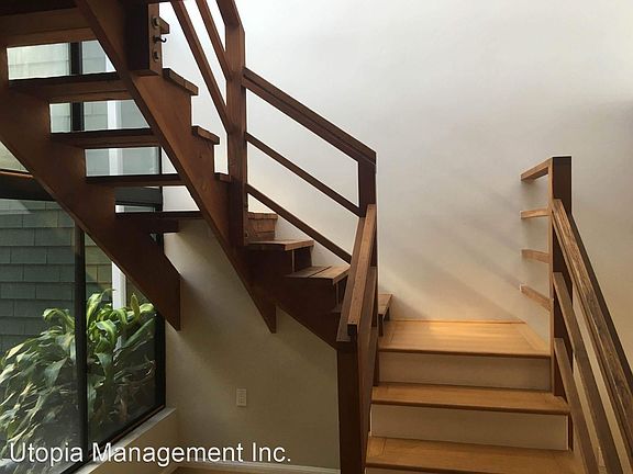 4th image of 1732 Oliver Ave #2