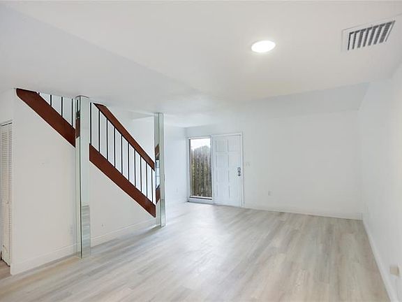 2nd image of 8841 NE 4th Ave #8841