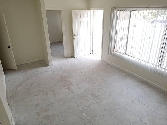 4th image of 10825 Klingerman St APT 3