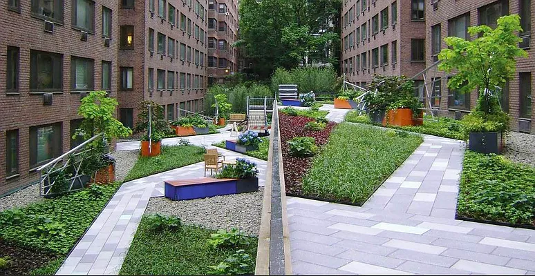 Rented by Level Group | media 12