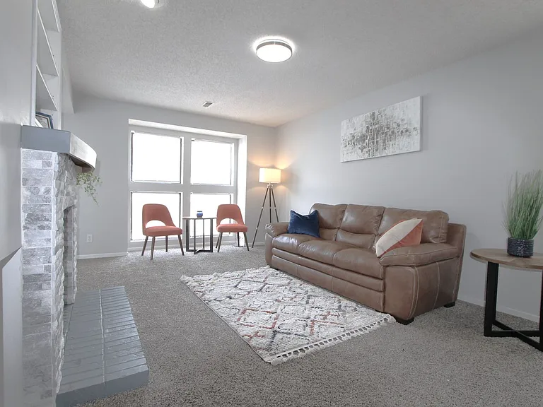 6320 S 72nd St #307 — Photo 3