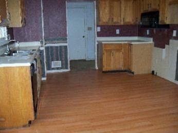 3rd image of 155 Brookwood Estates Trl