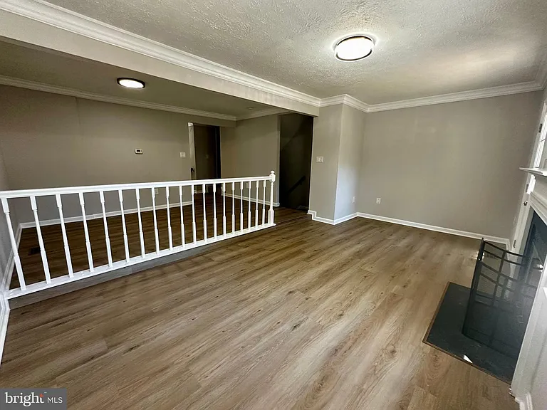 404 Cabin Ct — Photo 14