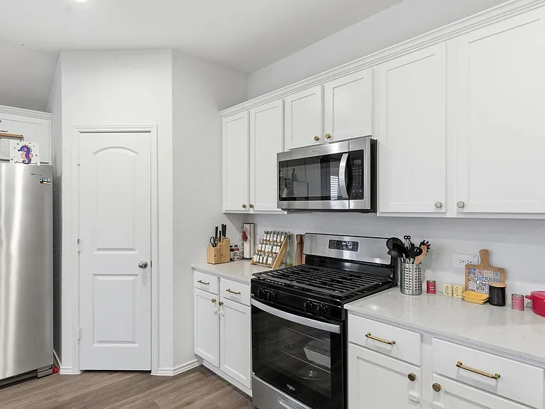 322 Coral Drift Ct — Photo 18