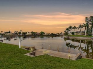 1612 SE 6th Ave, Cape Coral, FL 33990